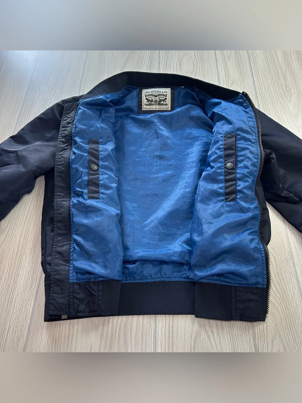 Levi’s MA-1 Flight Bomber Jacket Men’s Size M Blue Flight Jacket Satin Lined